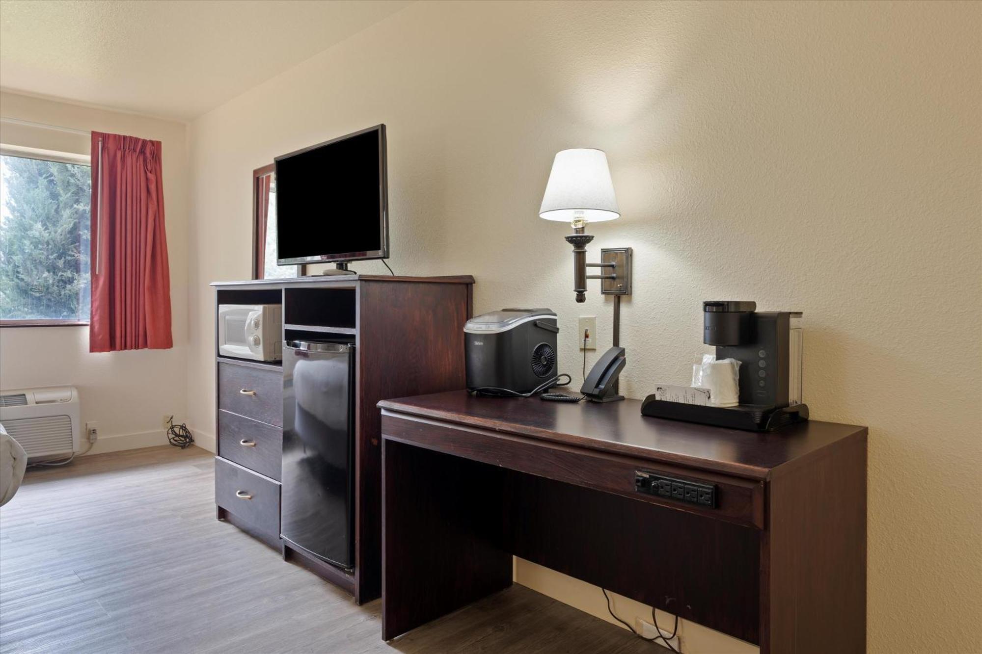 Quincy Inn And Suites 외부 사진